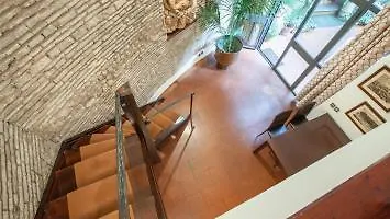 Pantheon 3e Hotell 3*