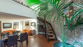 Hotel Pantheon 3e 3*